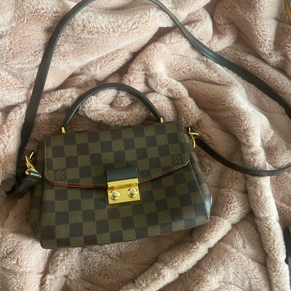 LOUIS VUITTON CROISETTE bag